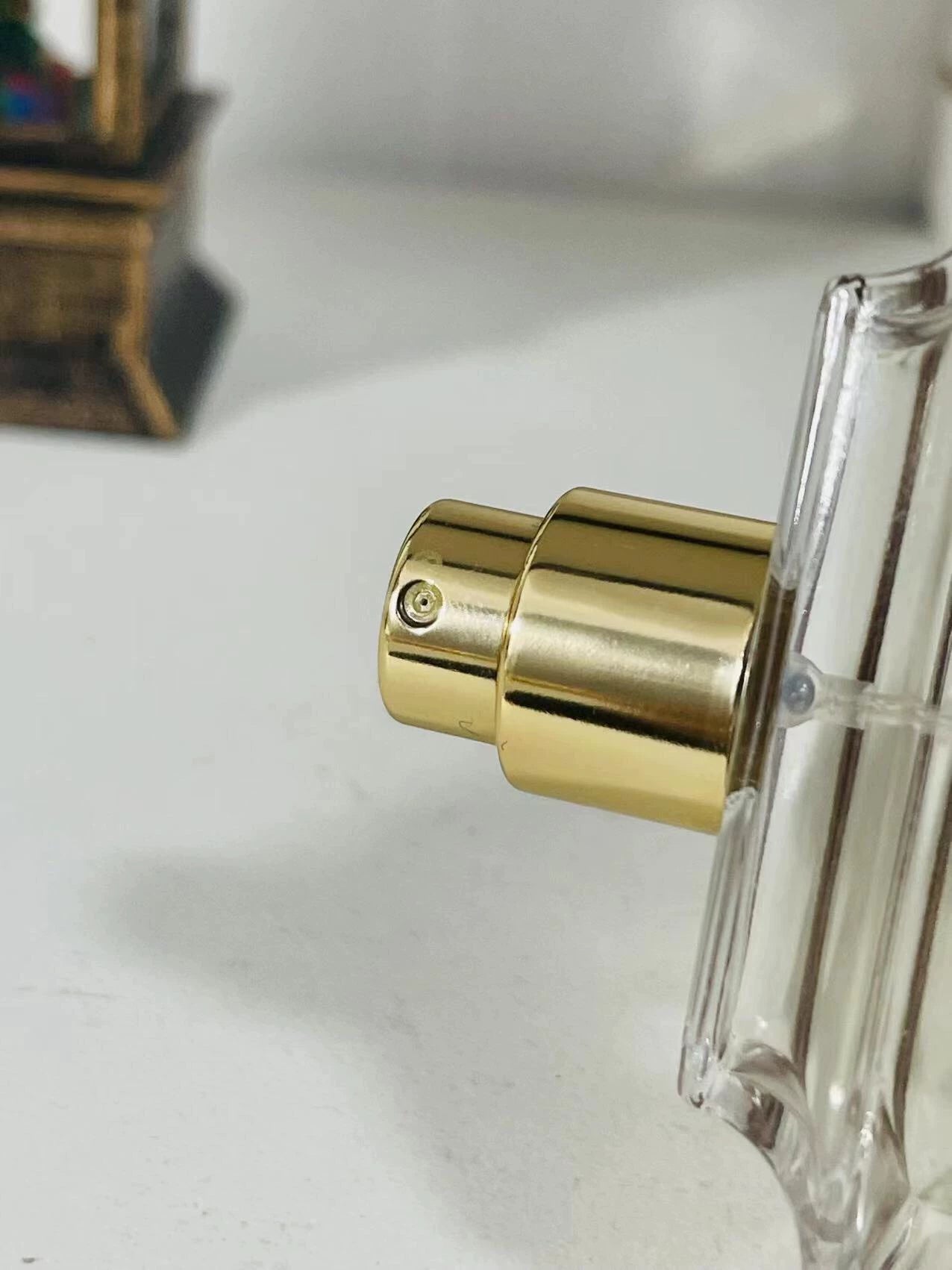260526-163 Tom Ford 100mlTF White Musk 100ml 3.4 oz