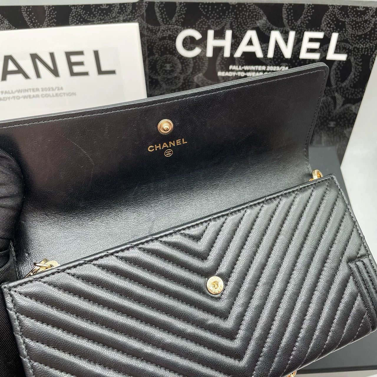 051124-24 Auth CHANEL CF CC Classic Long Flap Wallet