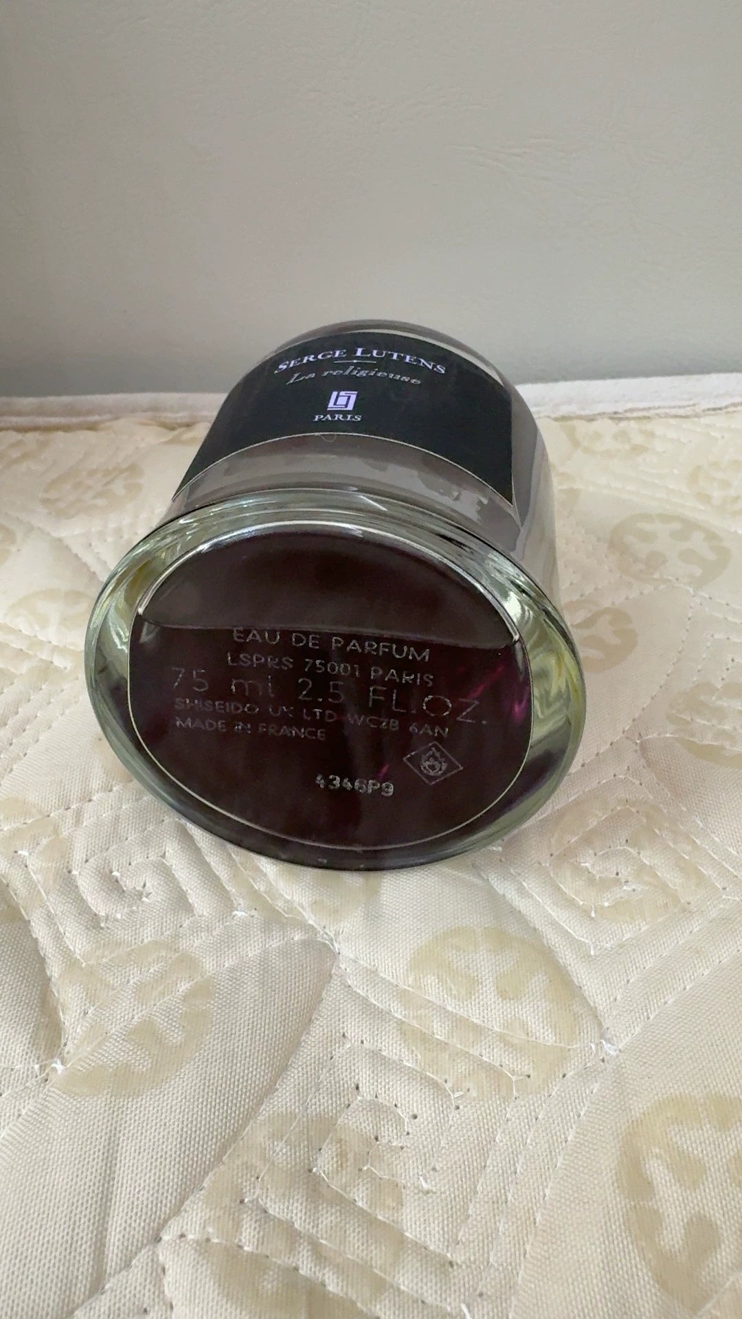 051026-lutens-11 Serge Lutens 1. Authentic Sister 75ml 2.5 oz