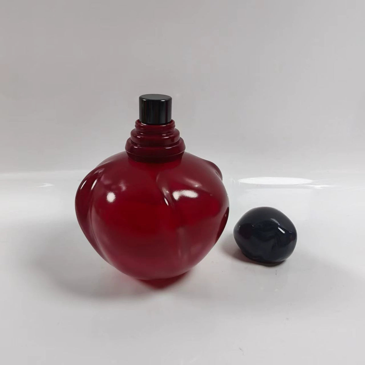 020926-577 Dior red poison