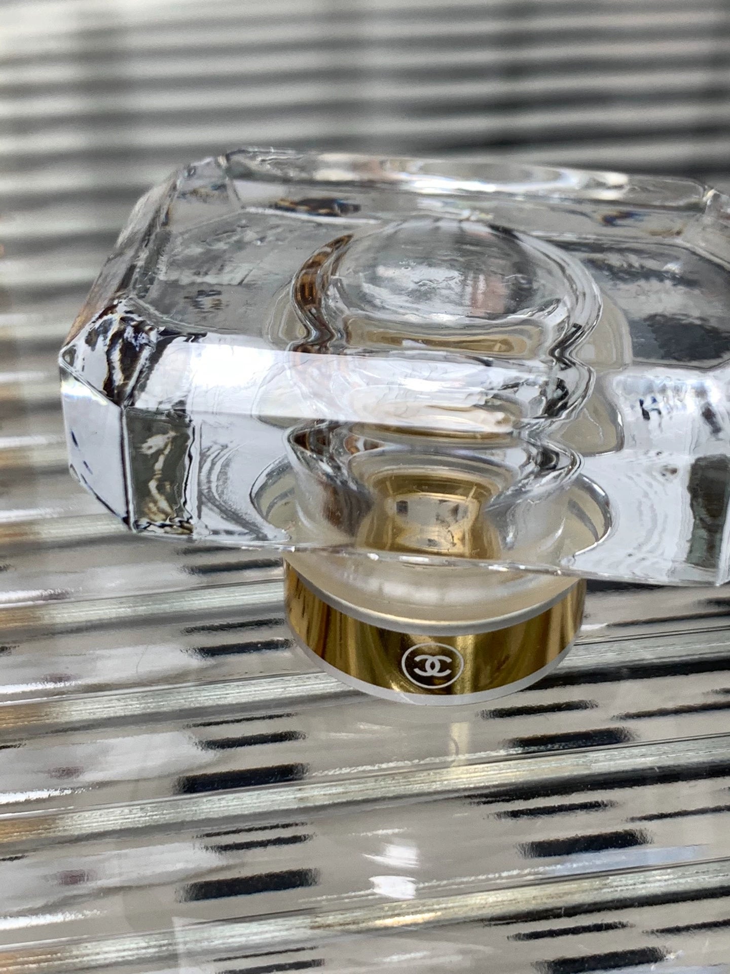 280726-5 Chanel There is box 200ml 6.8 oz