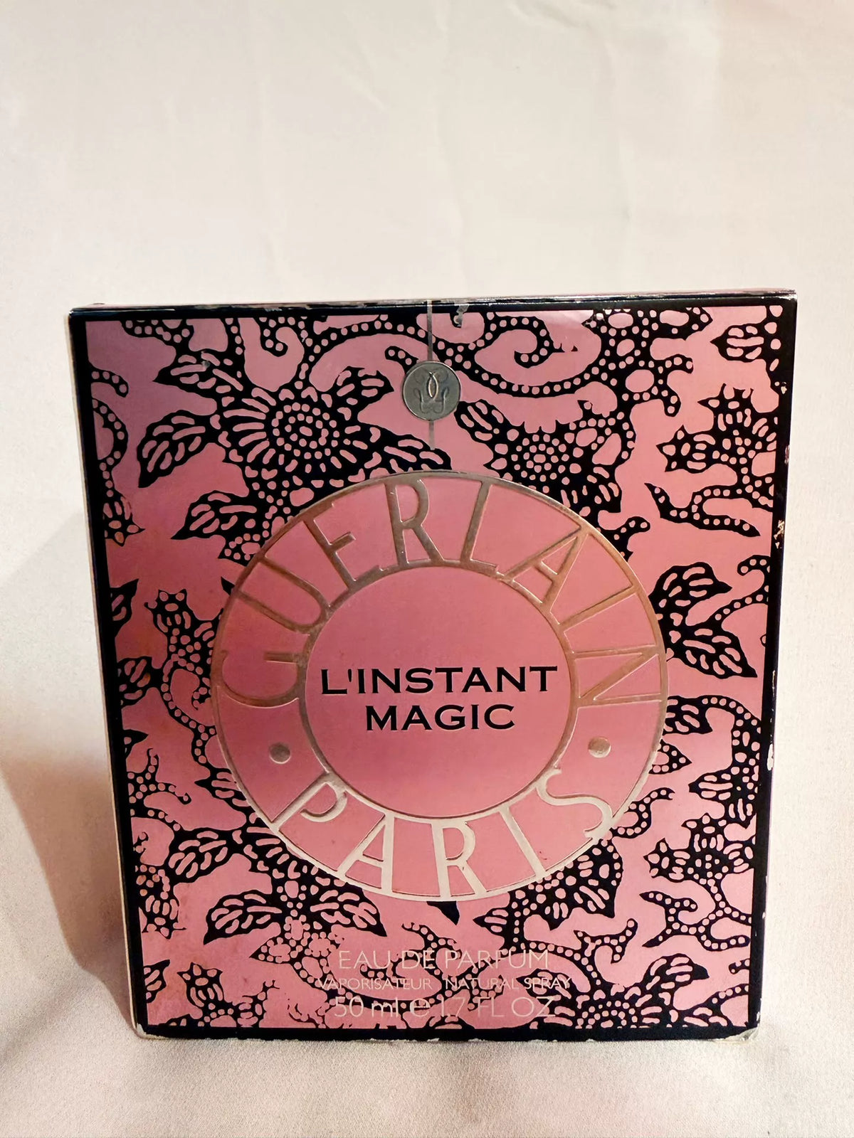 081026-91 Guerlain Instant Magic Limited