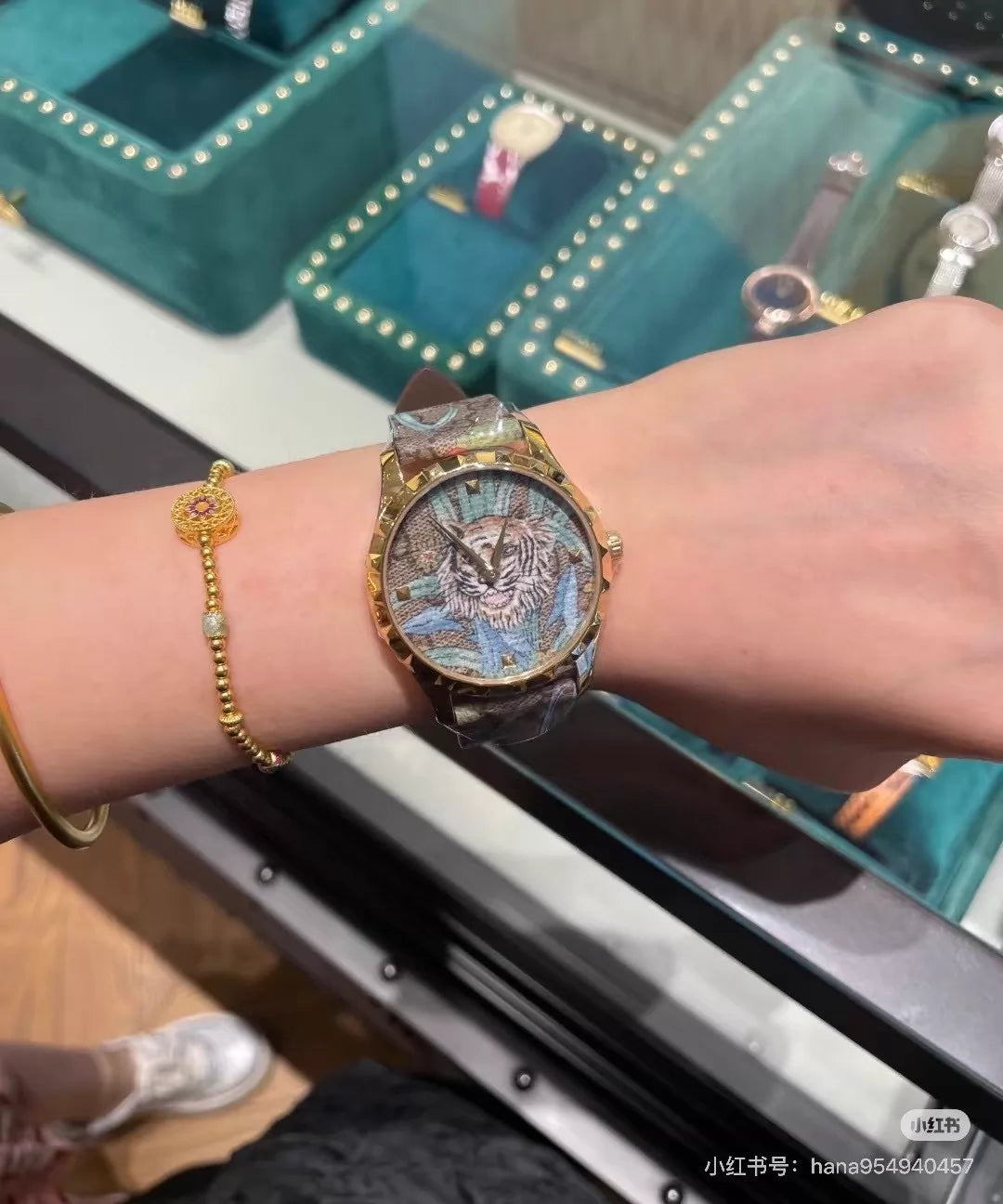 020426-watch-76 Gucci Golden Year of