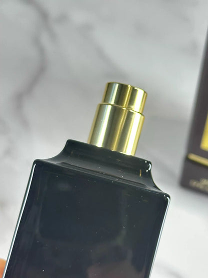 180526-16 Tom Ford Luo Mu Feixia 50ml 1.7 oz