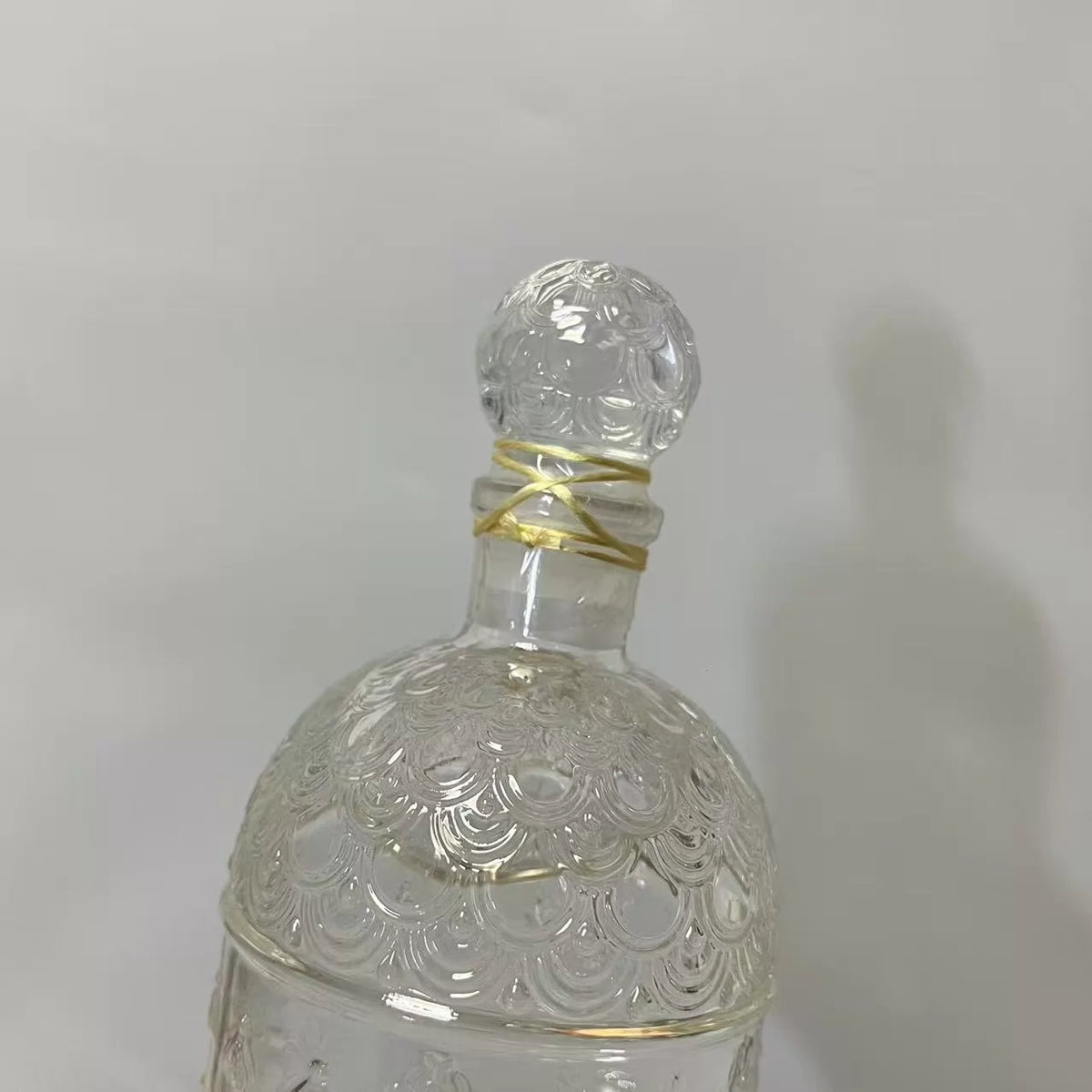 05826-498 Guerlain Perfumer Cologne 250ml 8.5 oz