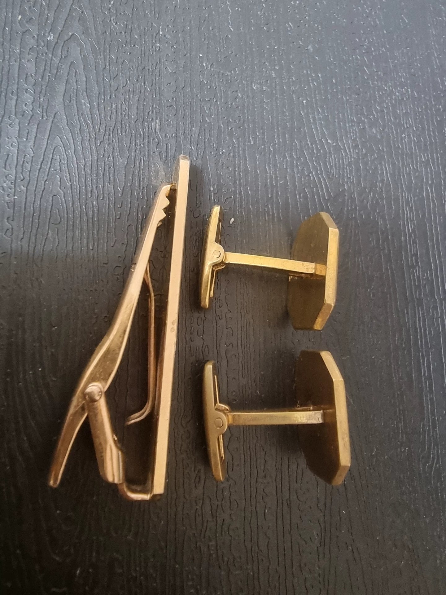 241025-78 Ysl Tie clip and button