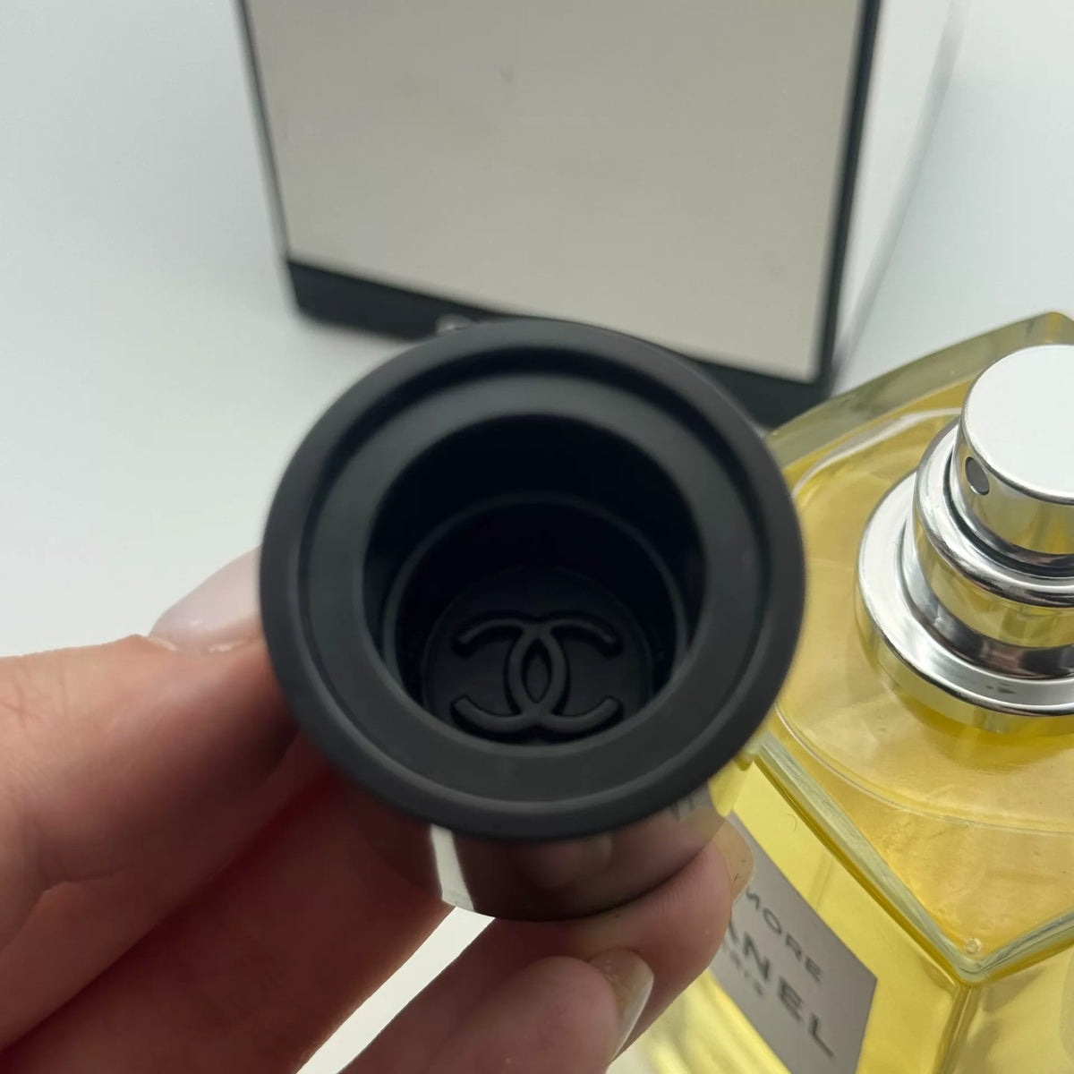 151026-38 Chanel Wutong Shadow Wood 200ml 6.8 oz
