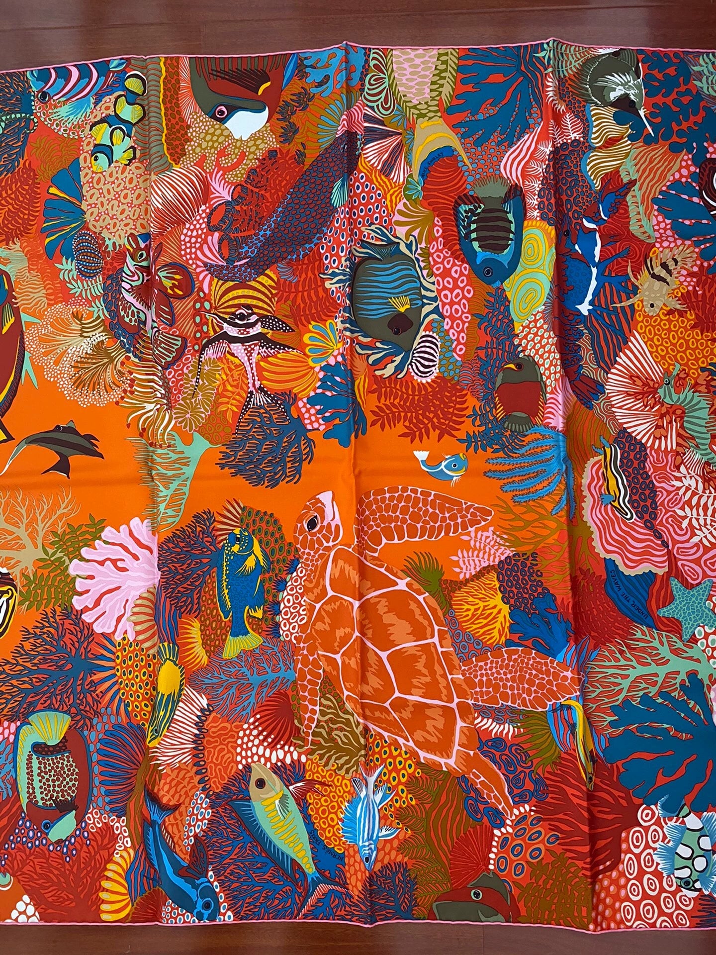160826-scarf-1 Hermès Genuine silk scarf 90 x 90 cm