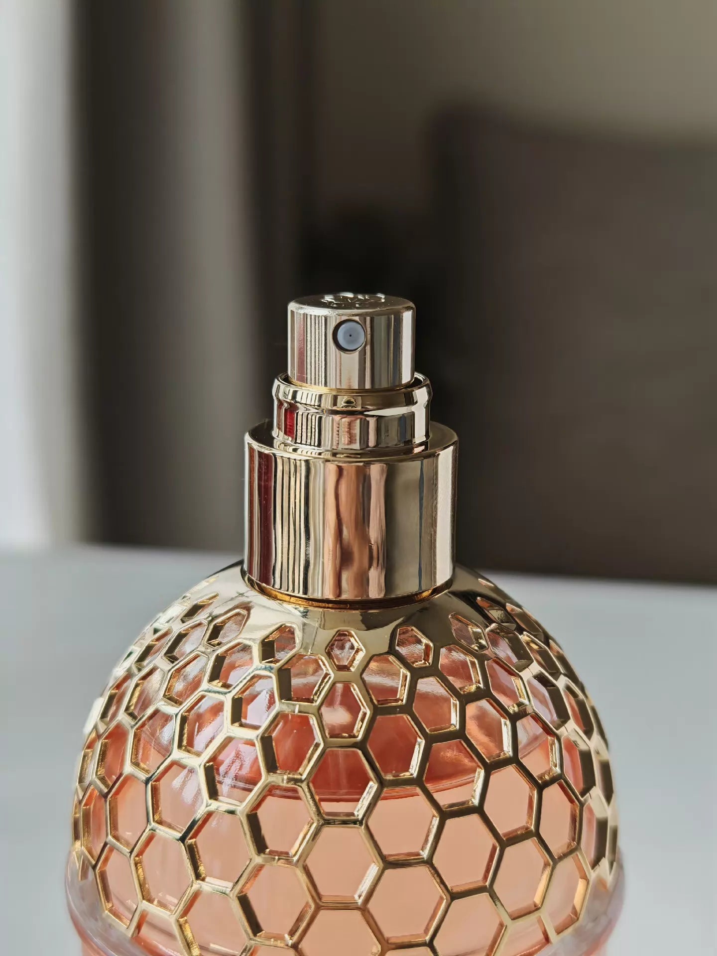 020426-177 Guerlain Rose Sandalwood Parfum 125ml 4.2 oz