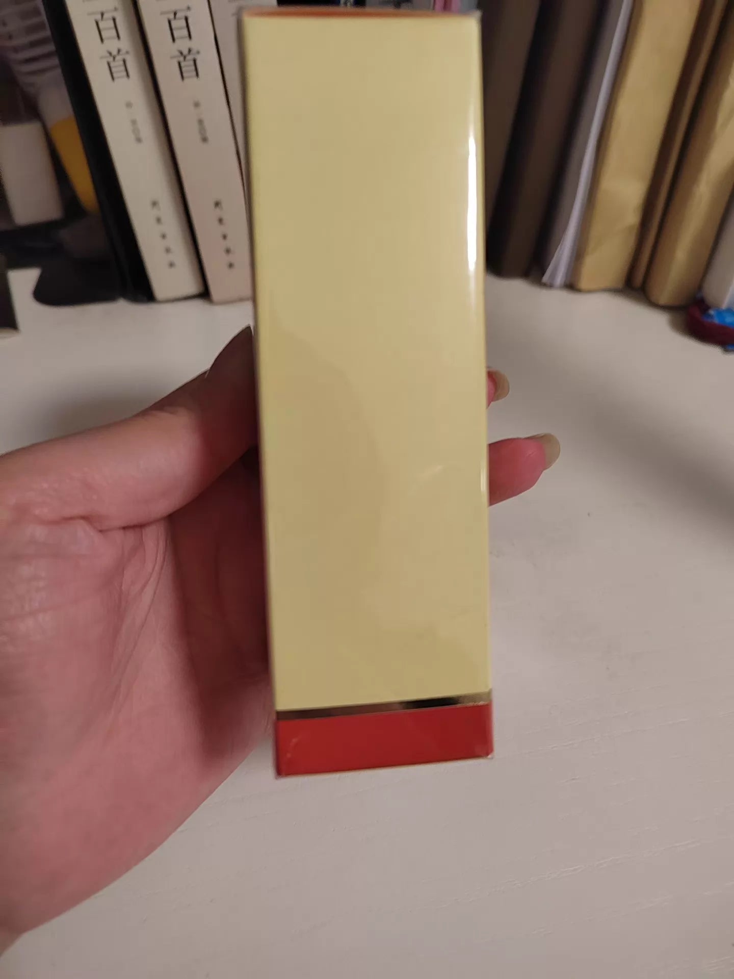 010926-107 Out-of-print Hobigant Contour EDP 50 ml 1.7 oz