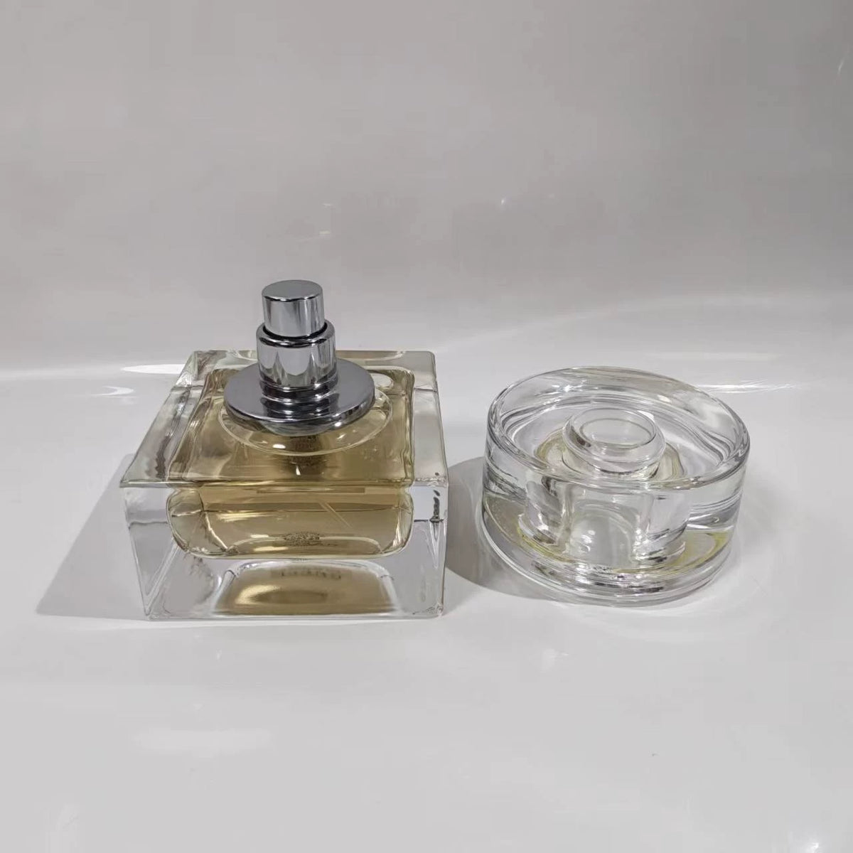 020926-482 Gucci second generation of