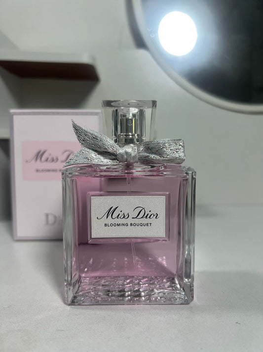 270726-12 Dior Sweetheart with box Parfum 150ml 5.1 oz