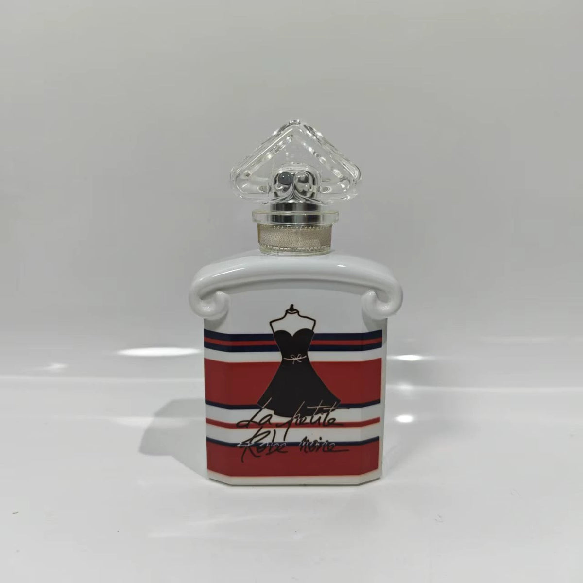 020926-15 Guerlain Little Bla Perfume
