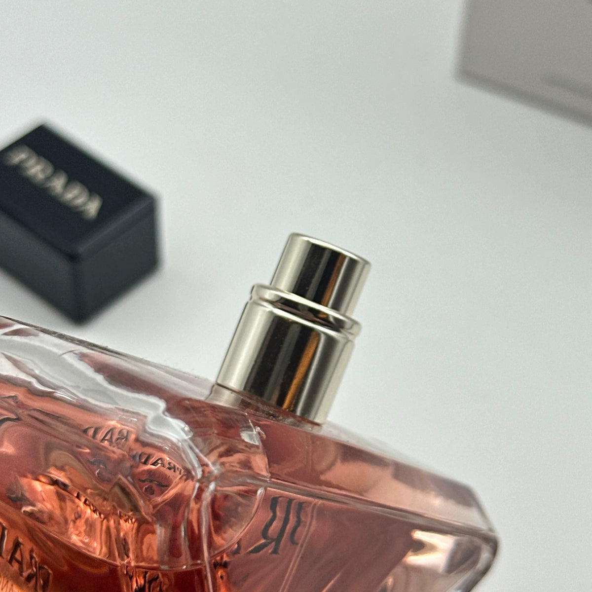 151026-133 Prada have box of 90ml 3 oz