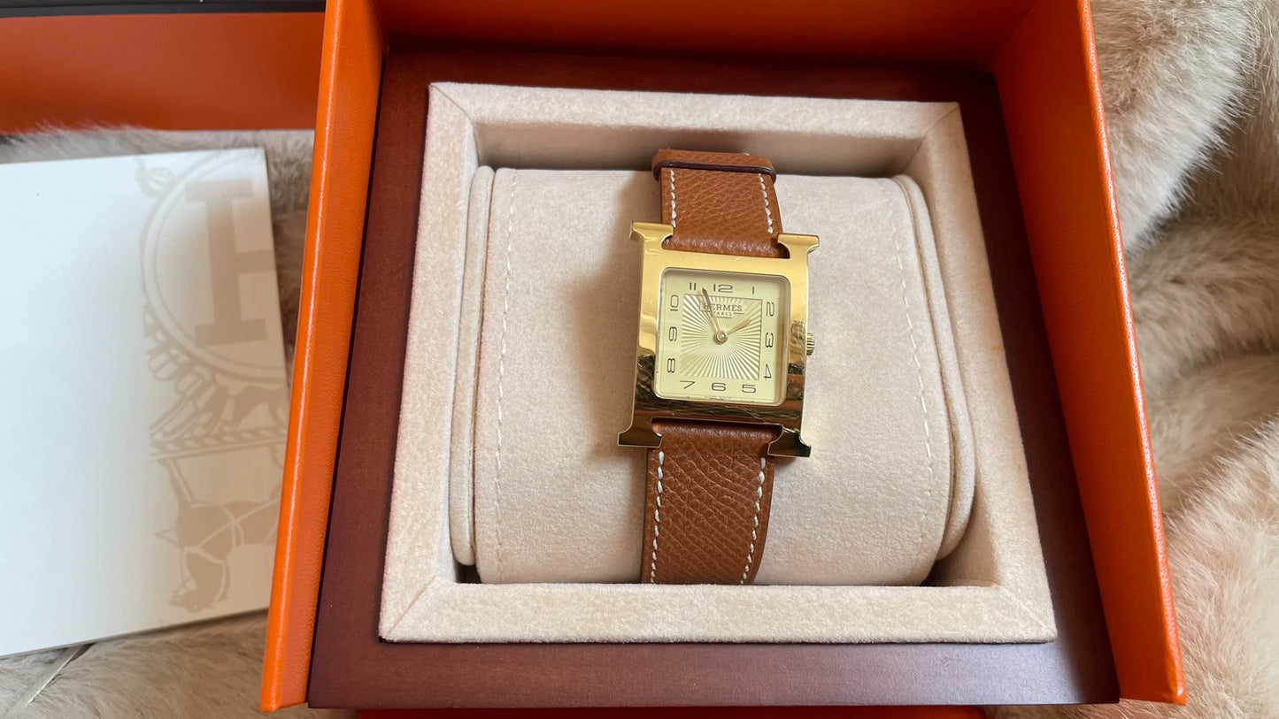 241224-1 Auth Hermes watch golden brown with box