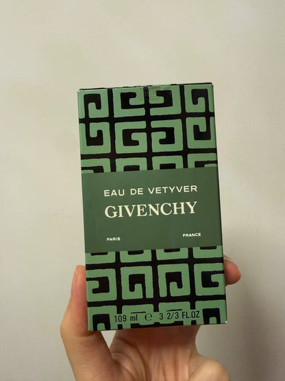 270826-18 Givenchy Vetiver 109ml 3.7 oz