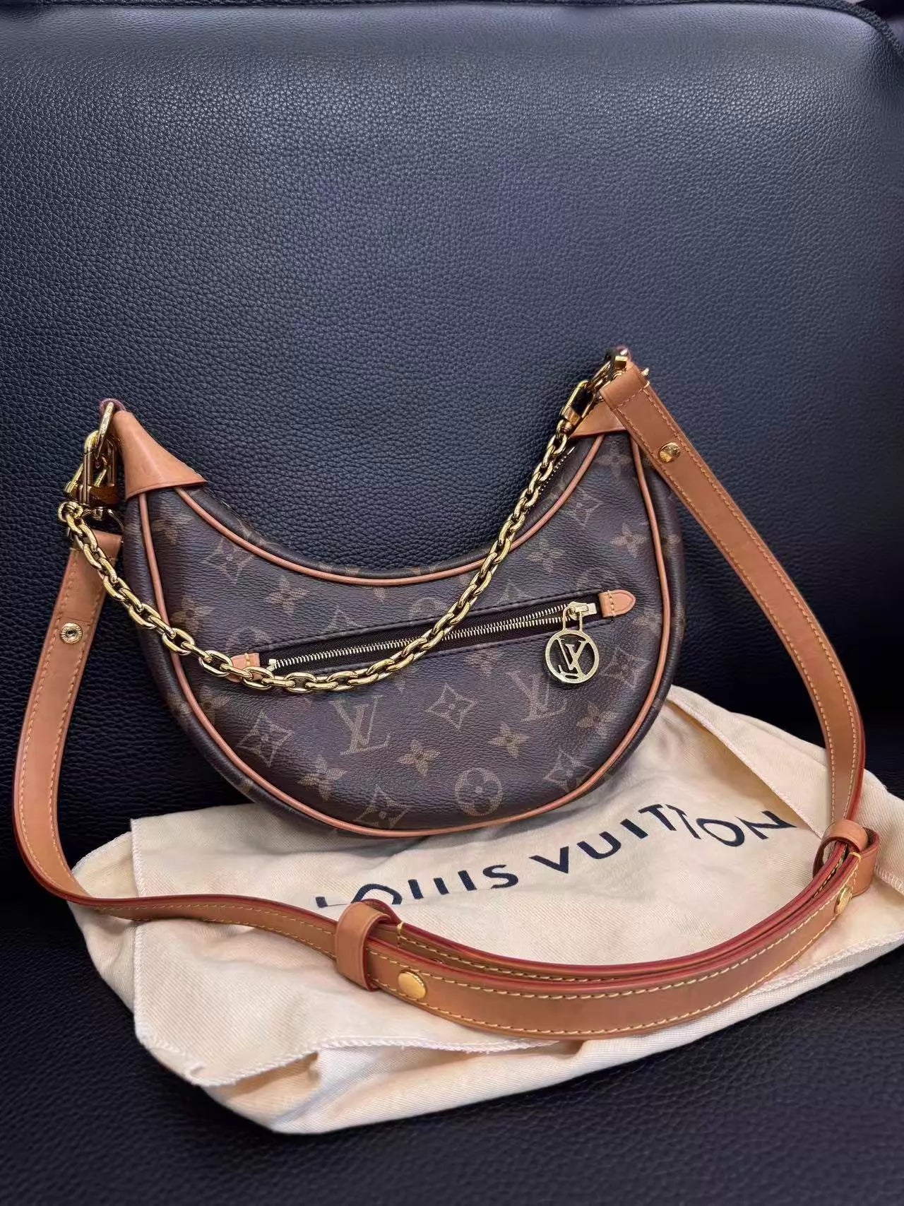 150626-bag-17 Louis Vuitton LV LOOP hobo