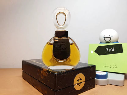170826-97 Van Cleef & Arpels Van  7.5ml 0.25 oz
