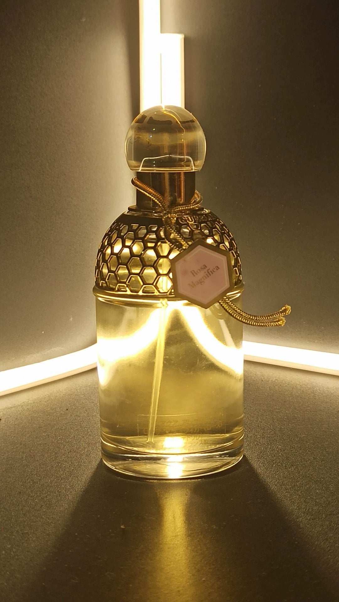 110526-81 Guerlain stunning rose without Perfume 75ml 2.5 oz