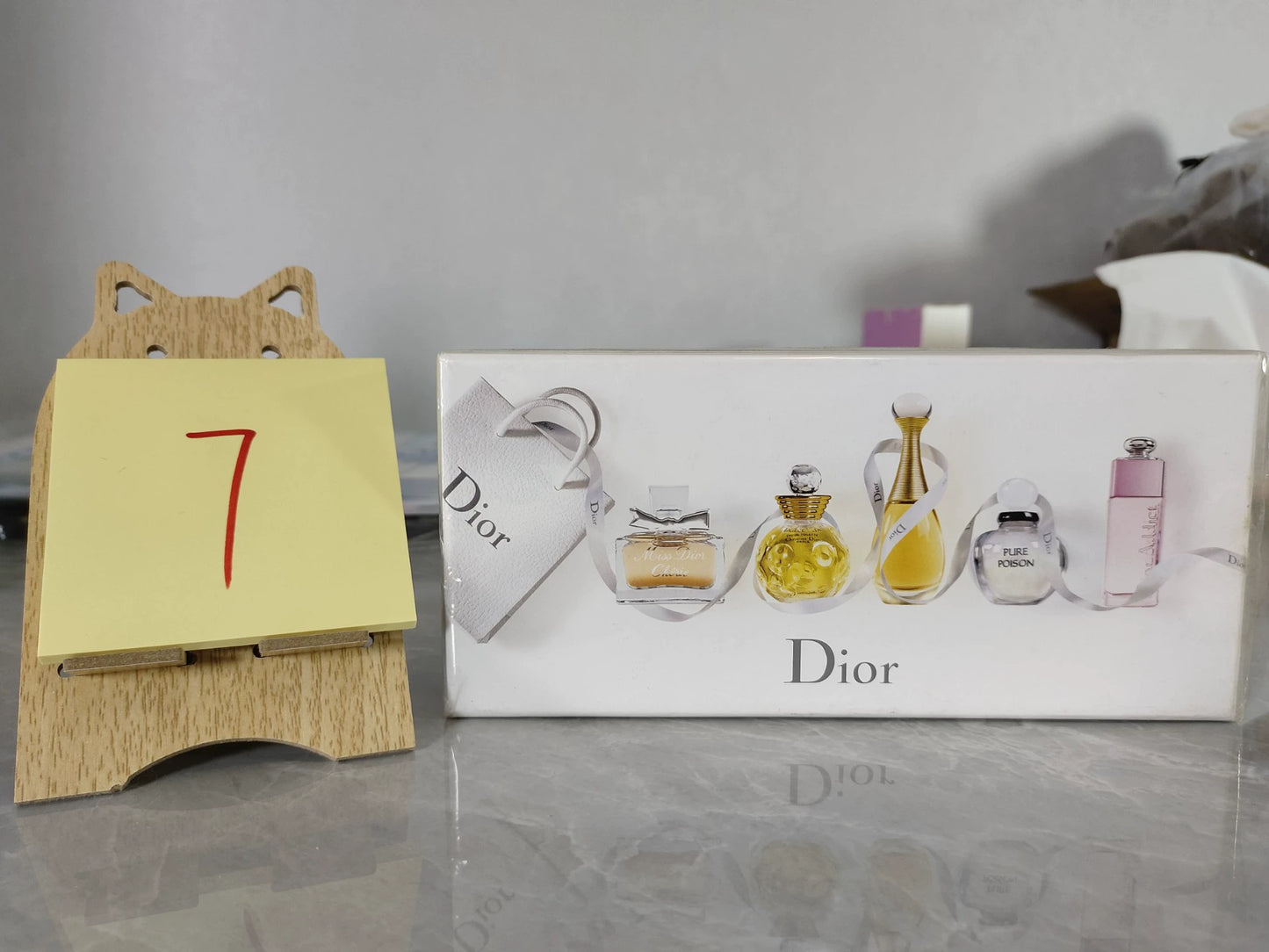 070826-2 Dior set