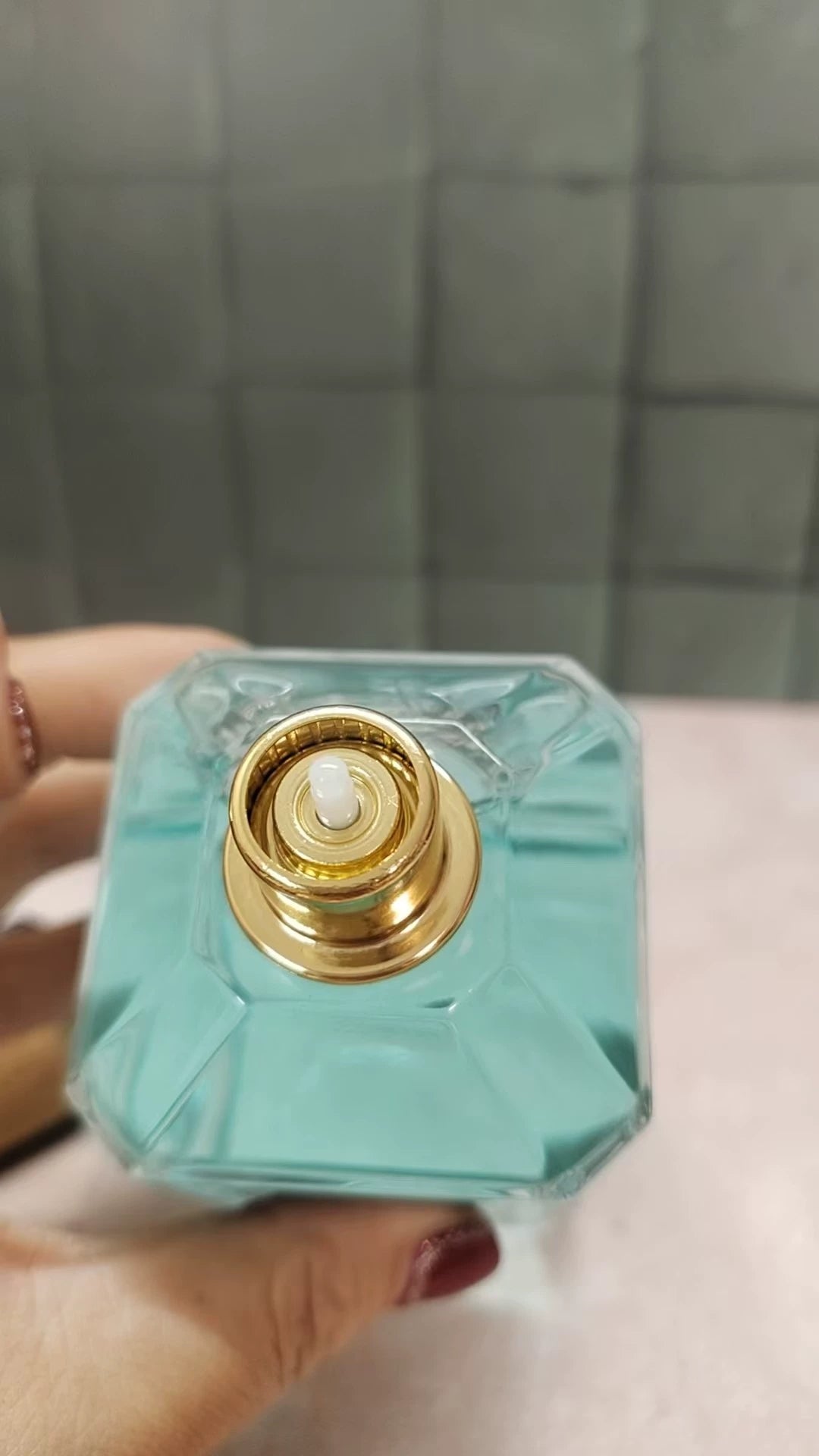 091026-49 Guerlain Art Salon Cool Parfum 200ml 6.8 oz
