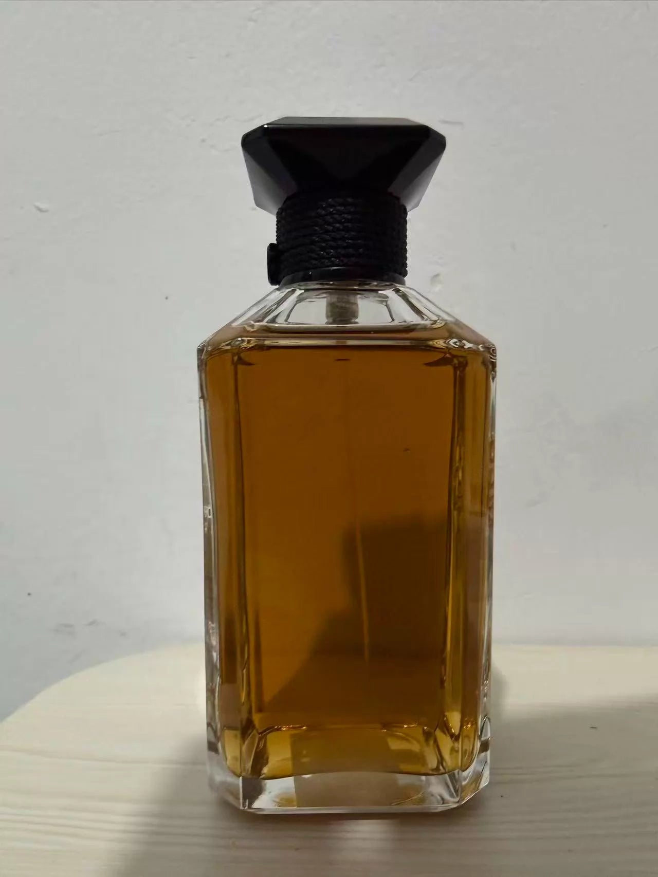 080726-3 Guerlain Salon Armenian 200ml 6.8 oz