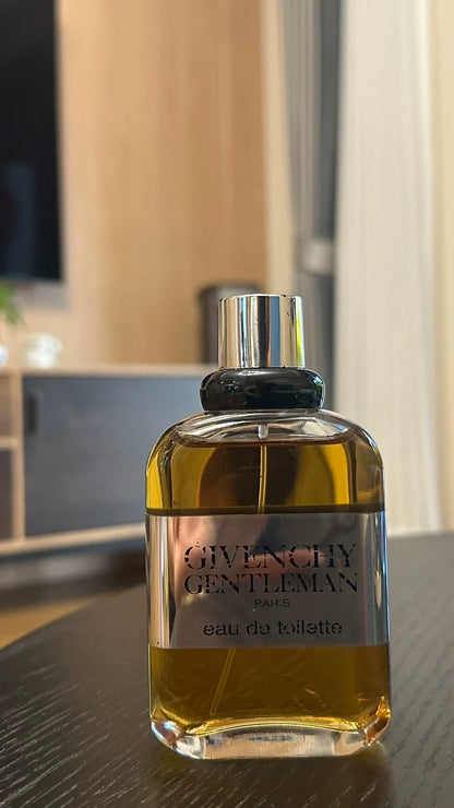 210226-3 Givenchy Gentleman Men EDT 100ml
