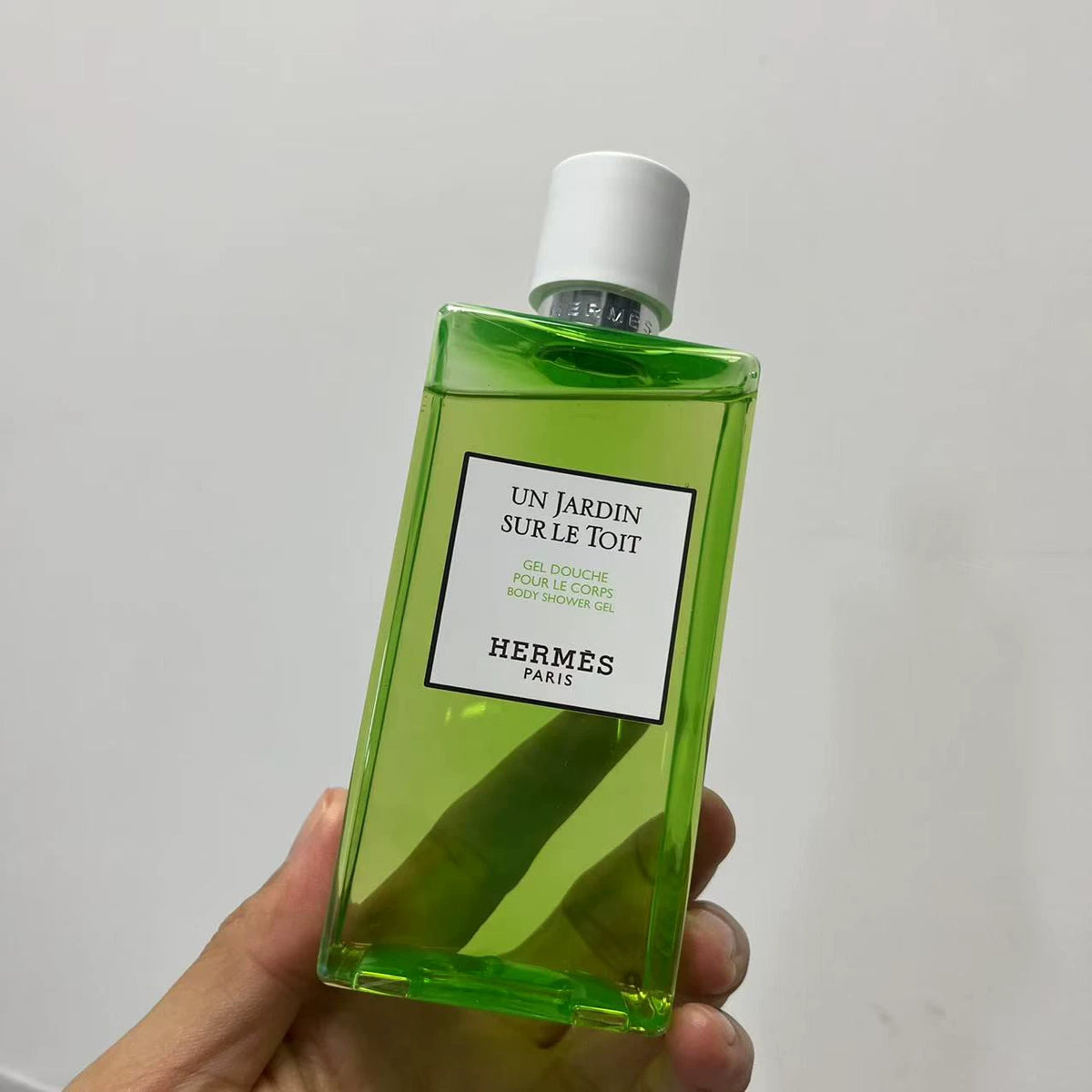 05826-565 Hermès Rooftop Garden Shower 200ml 6.8 oz