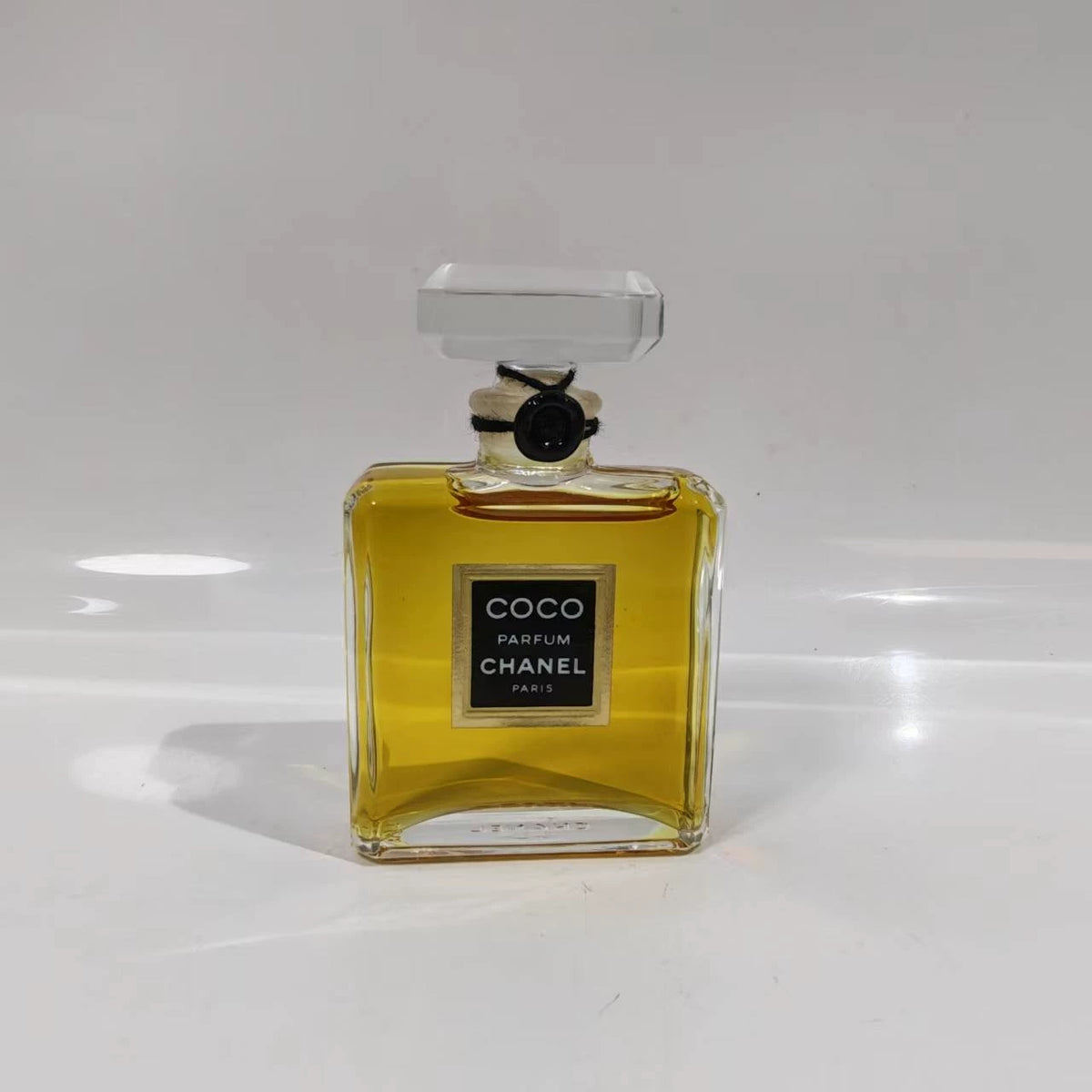 020926-454 Chanel coco women
