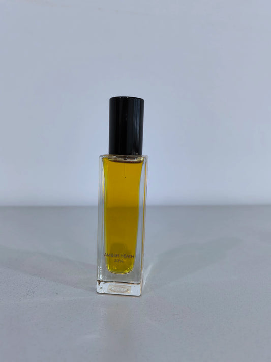 200826-46 Burberry Haute Couture Series EDP 30ml 1 oz