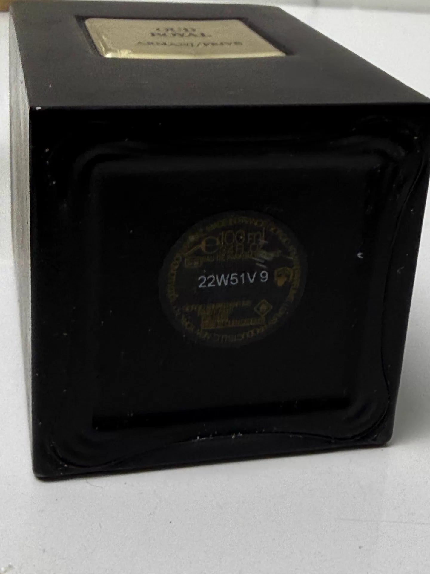 240426-126 Armani Royal Agarwood without 100ml 3.4 oz