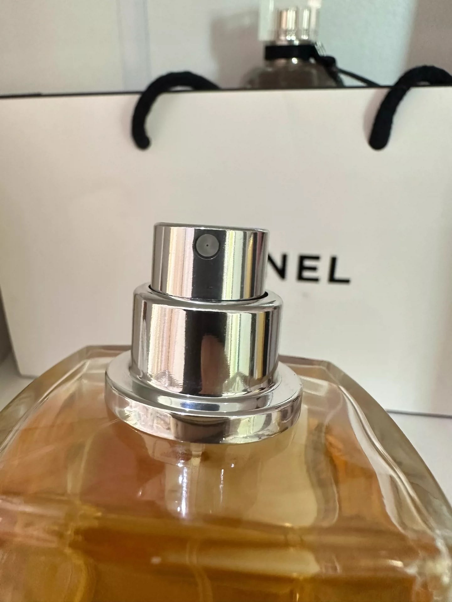 140825-48 Chanel Cuir de Russie Eau de Parfum 200ml 6.8oz
