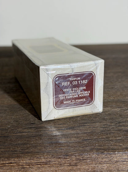 210426-12 Rosa Rochas Parfum