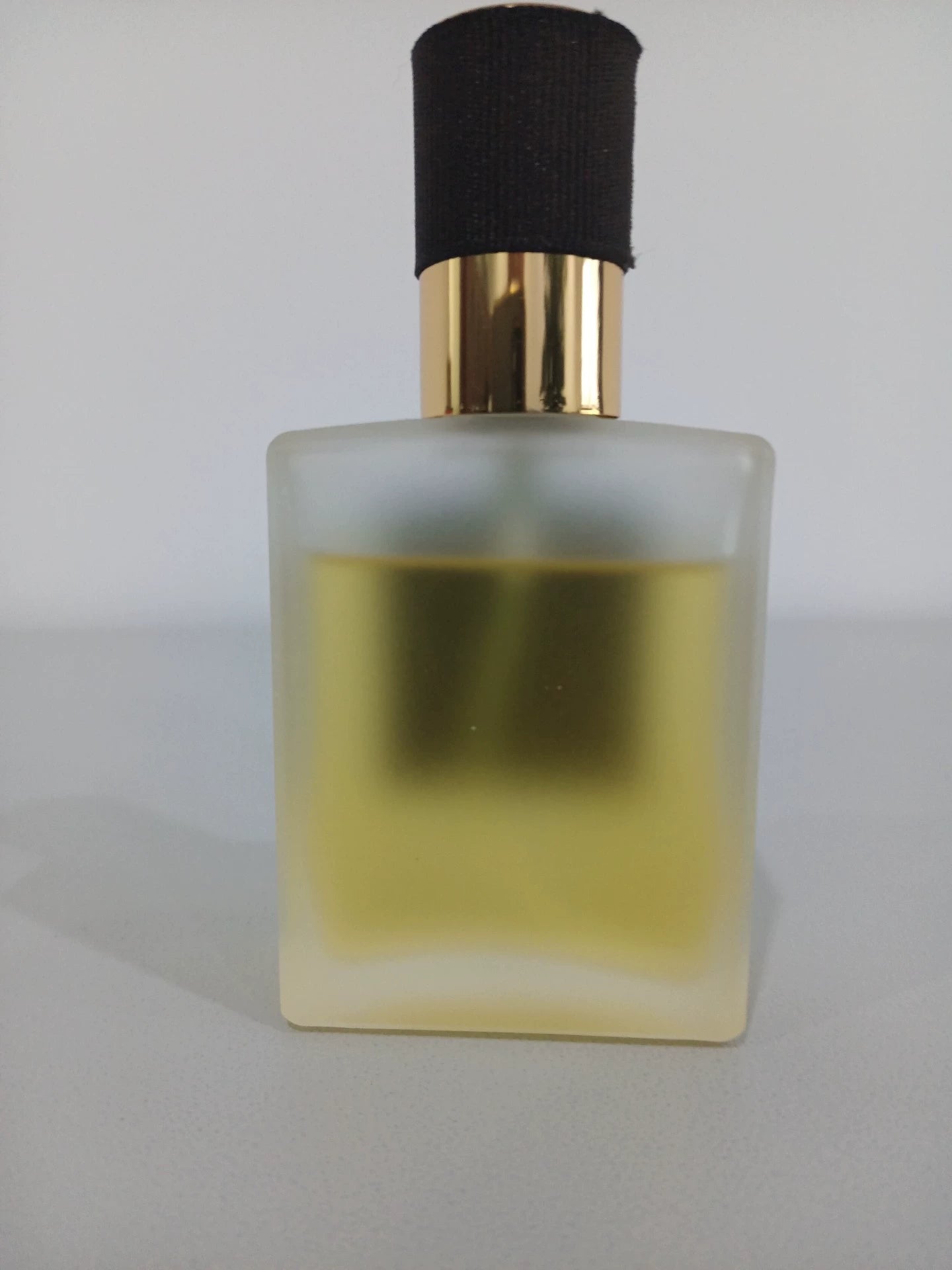270326-48 Rogue Perfumery Tabac Perfume 60ml