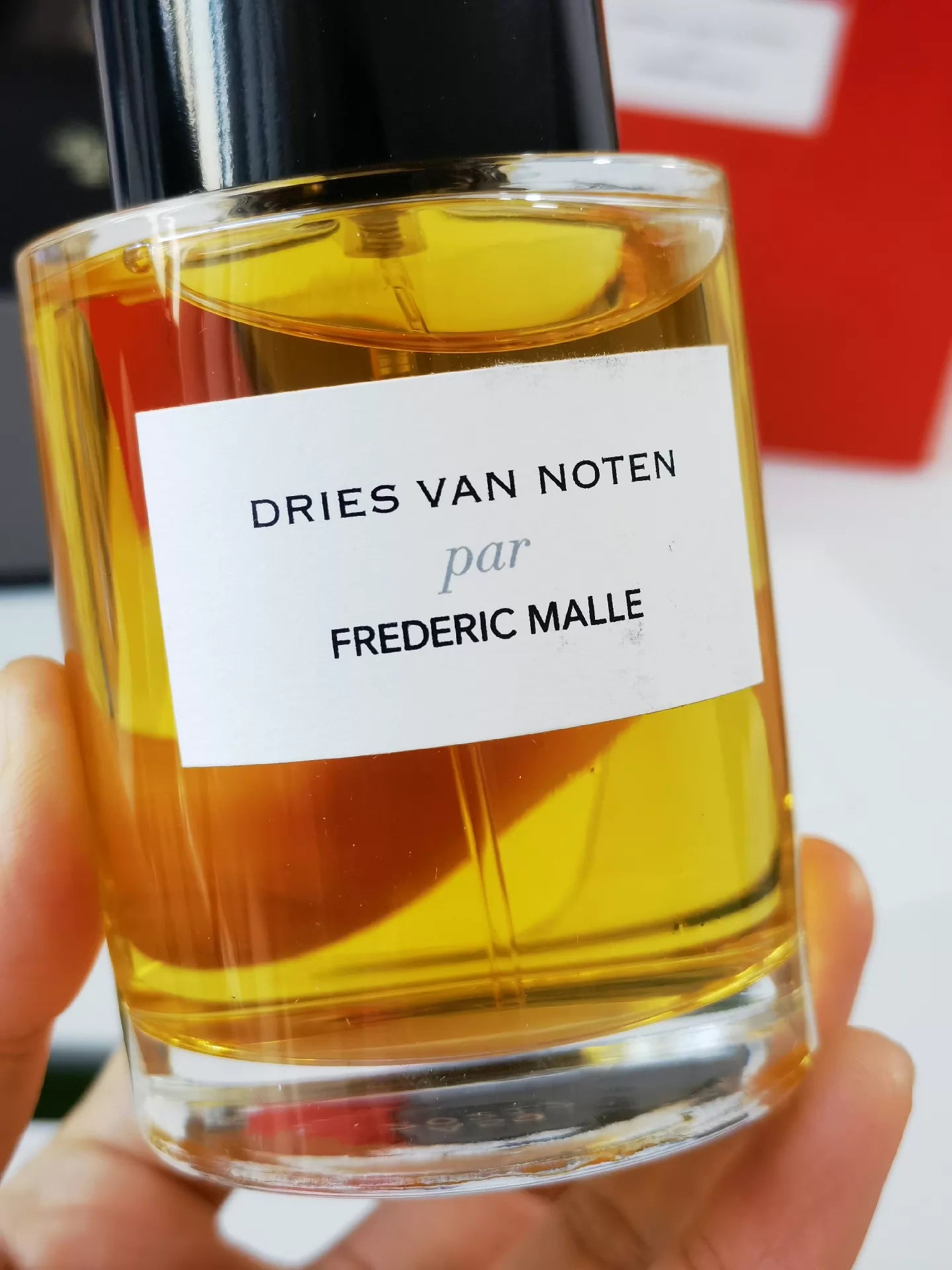 020426-137 Already released as Perfume 100ml 3.4 oz