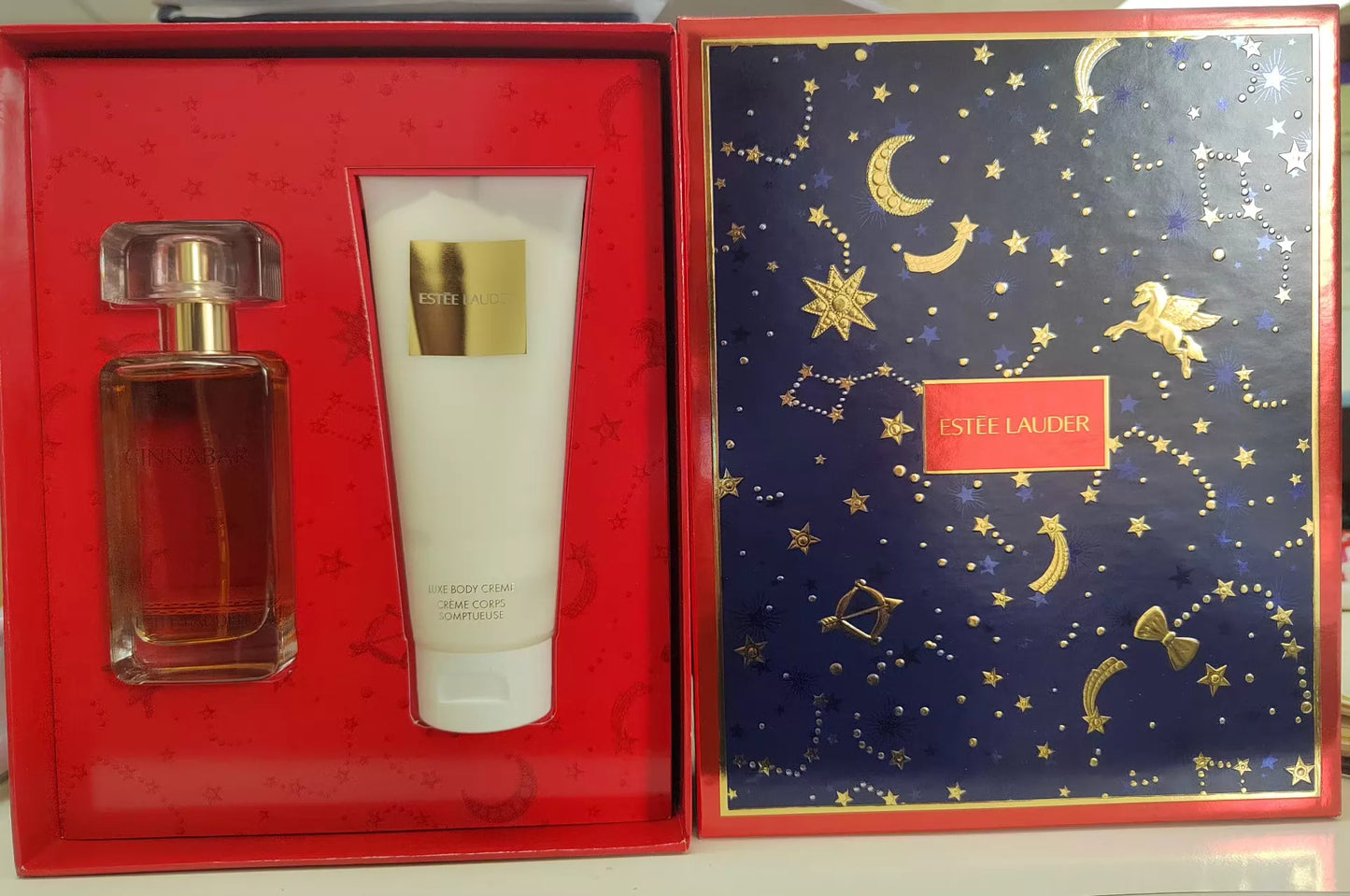 010926-61 Estee Lauder Cinnabar EDP 50ml 1.7 oz