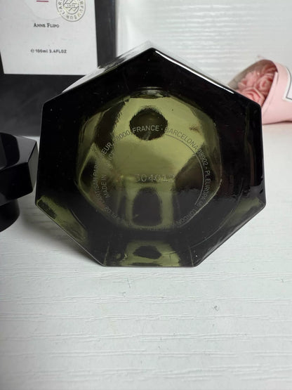 200526-83 Artisian looking butterfly Perfume 100ml 3.4 oz
