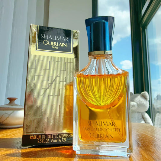 060526-53 Guerlain One Thousand One