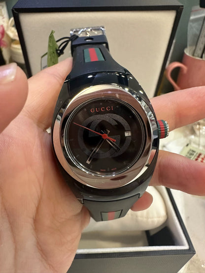 020426-watch-110 Gucci SYNC quartz young