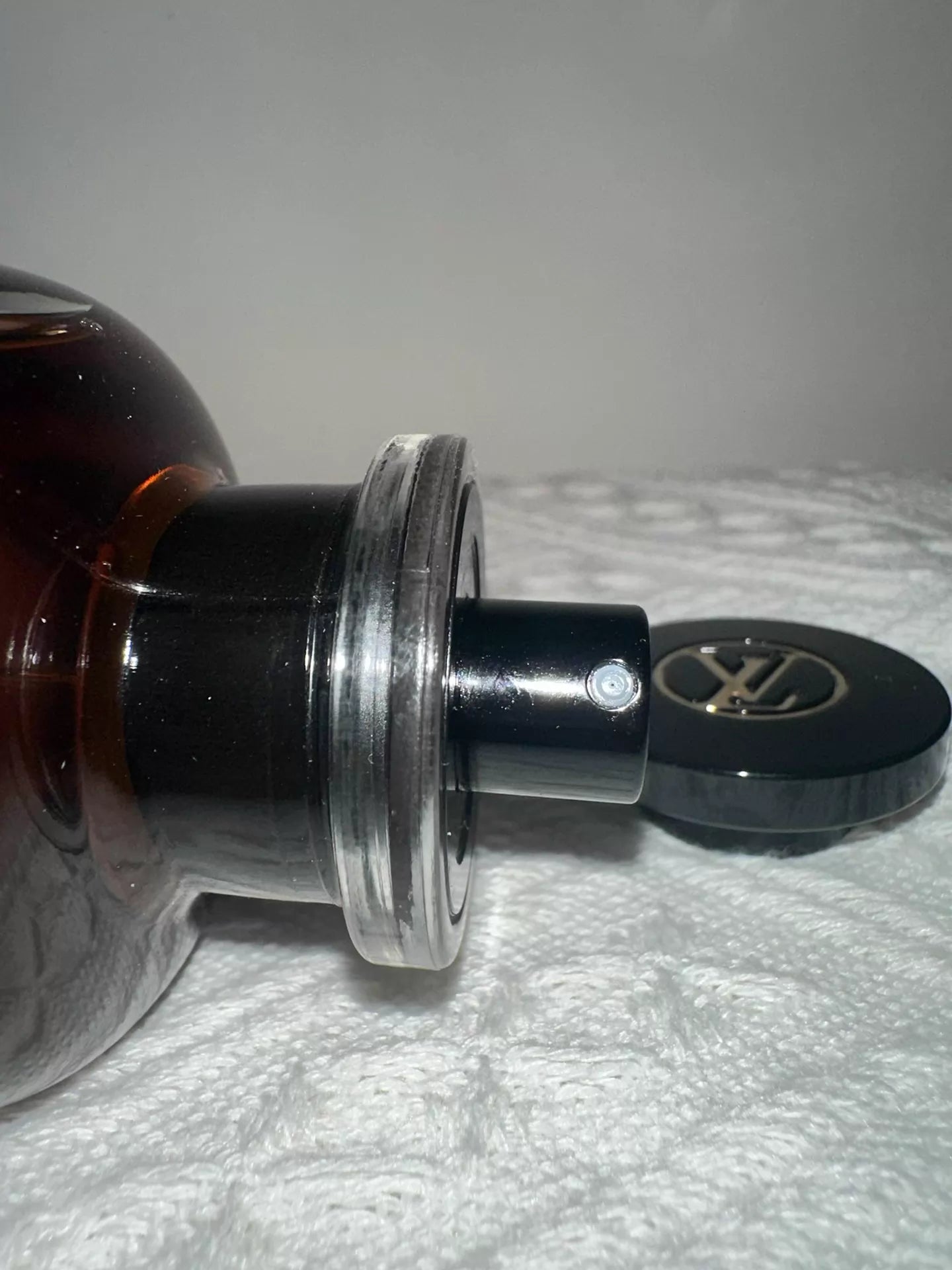 190326-75 LV Louis Vuitton Perfume 200ml  6.8oz
