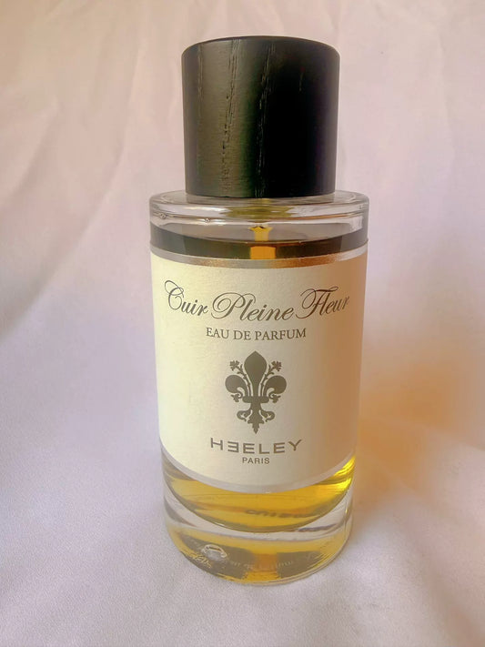 081026-79 Heeley James Cuir Pleine Parfum