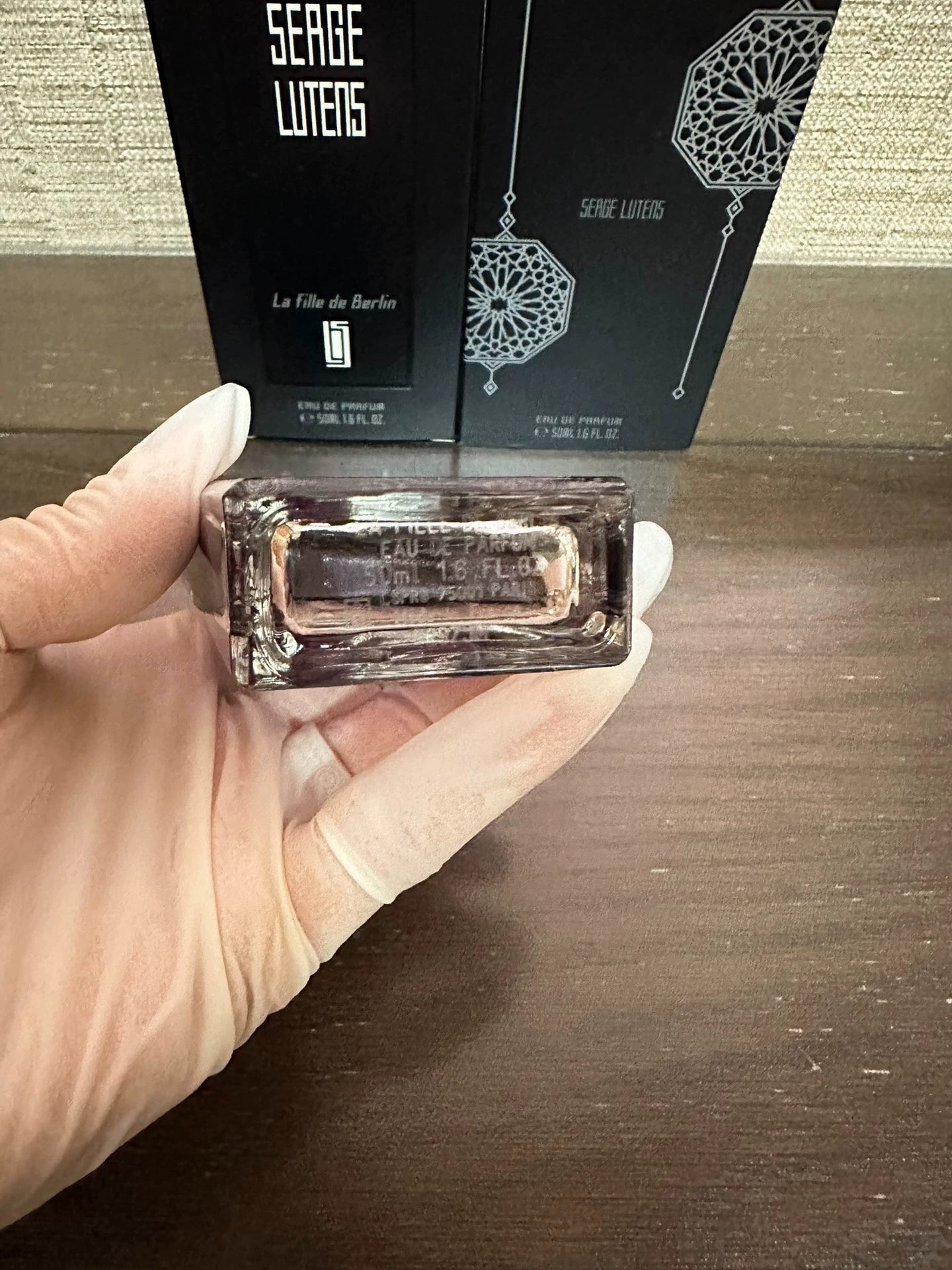 241025-98 Serge Lutens Eau de Parfum EDP 50ml 1.7oz