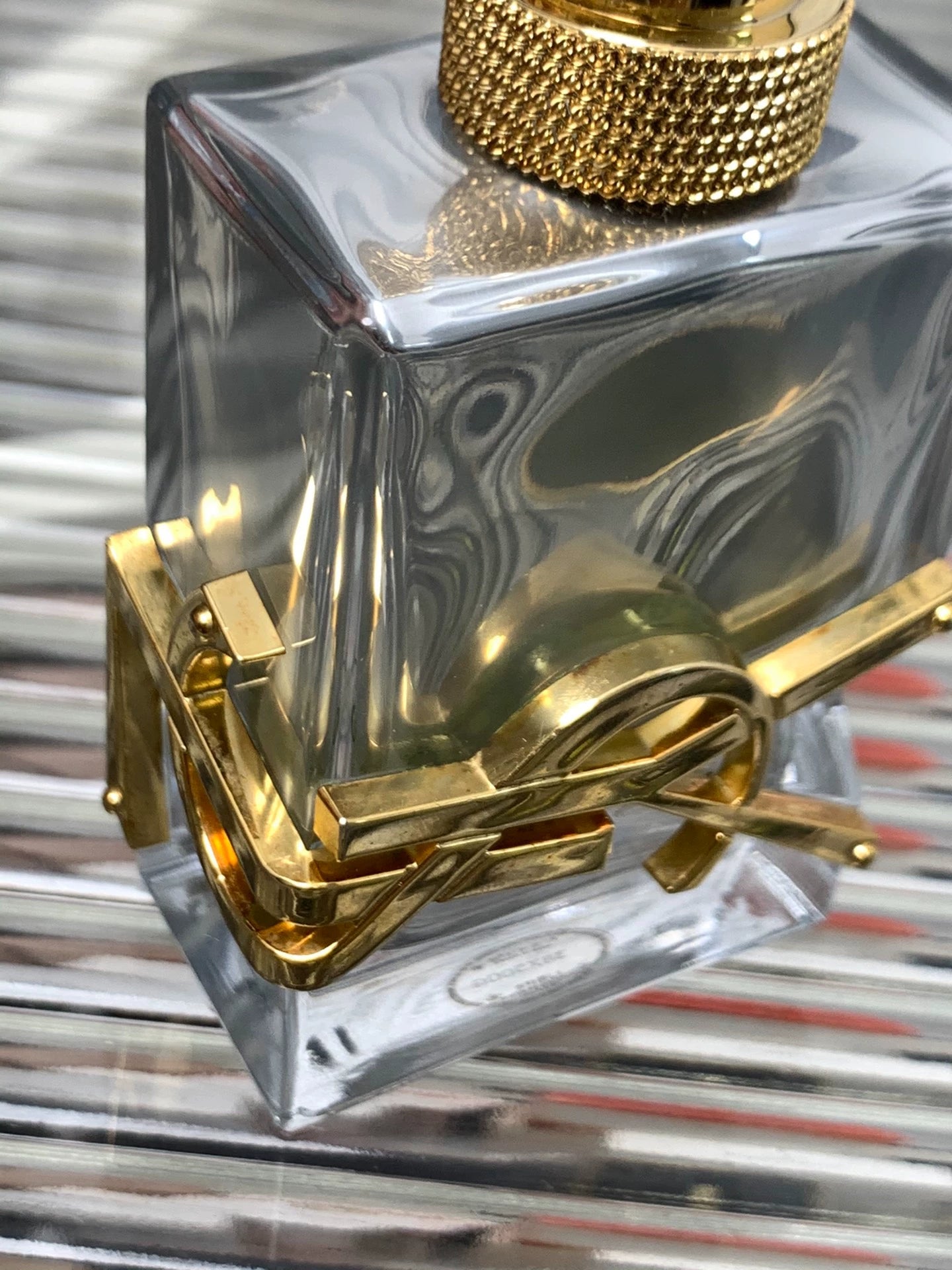 280726-92 Yves Saint Laurent Boxless Platinum 50ml 1.7 oz