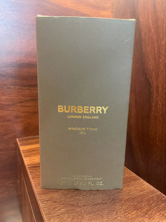 030526-31 Burberry Parfum 100ML 3.4 oz