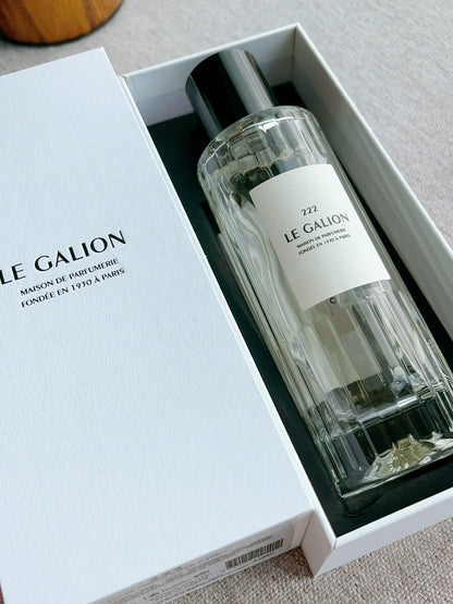 090826-22 Le Galion
