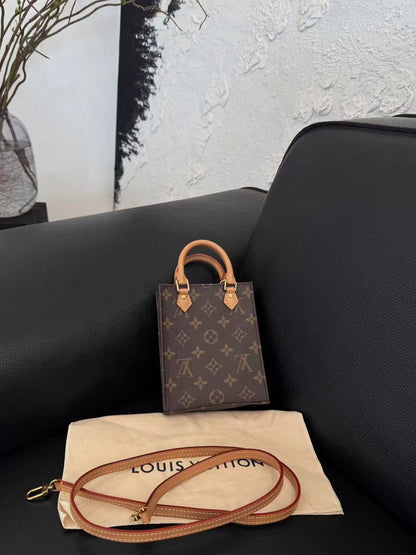 150626-bag-37 Louis Vuitton LV mini tote bag