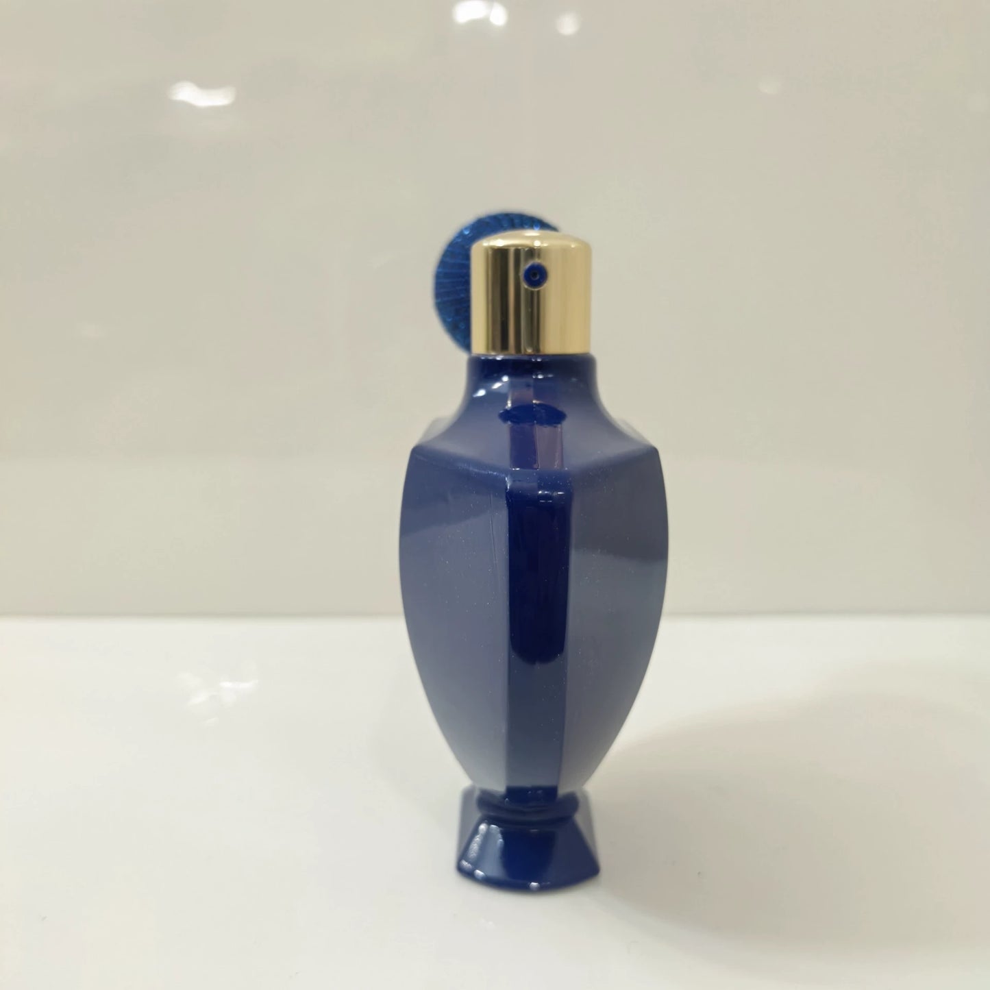 220426-59 Guerlain One Thousand