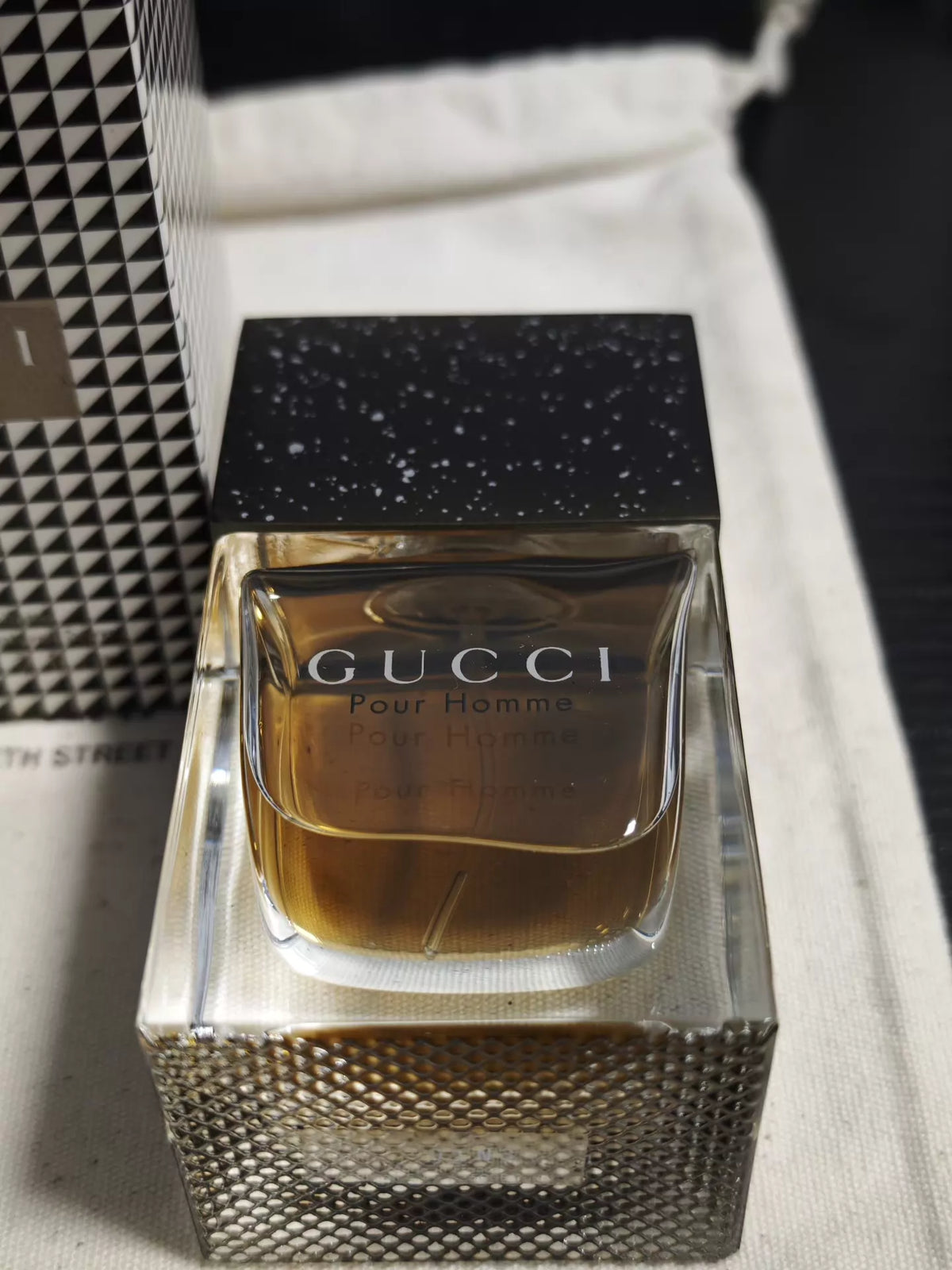 300926-63 Gucci Pour Homme EDT 50ml
