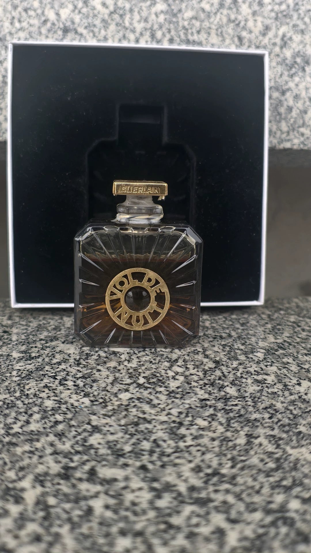 210226-15 Guerlain vol de nuit 30ml 1 oz parfum perfume