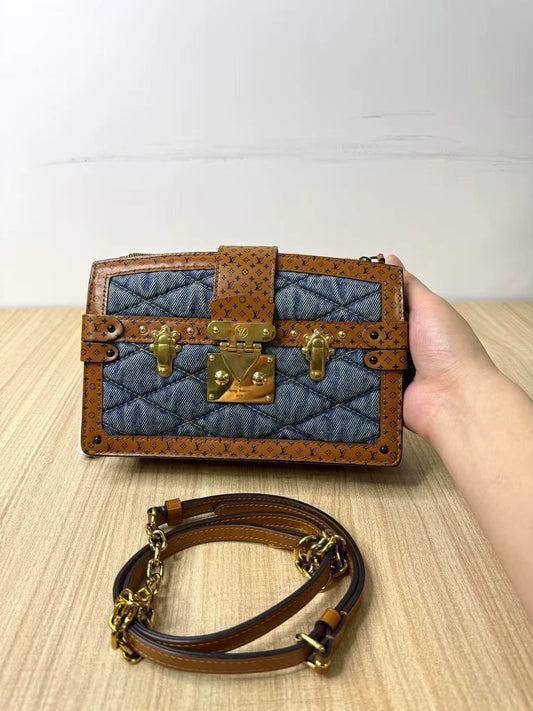 150626-bag-91 Louis Vuitton Chip style Lv handbag